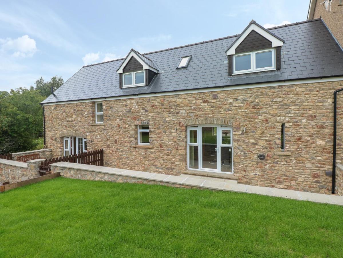 Вілла Woodpecker Barn Pontyclun Екстер'єр фото